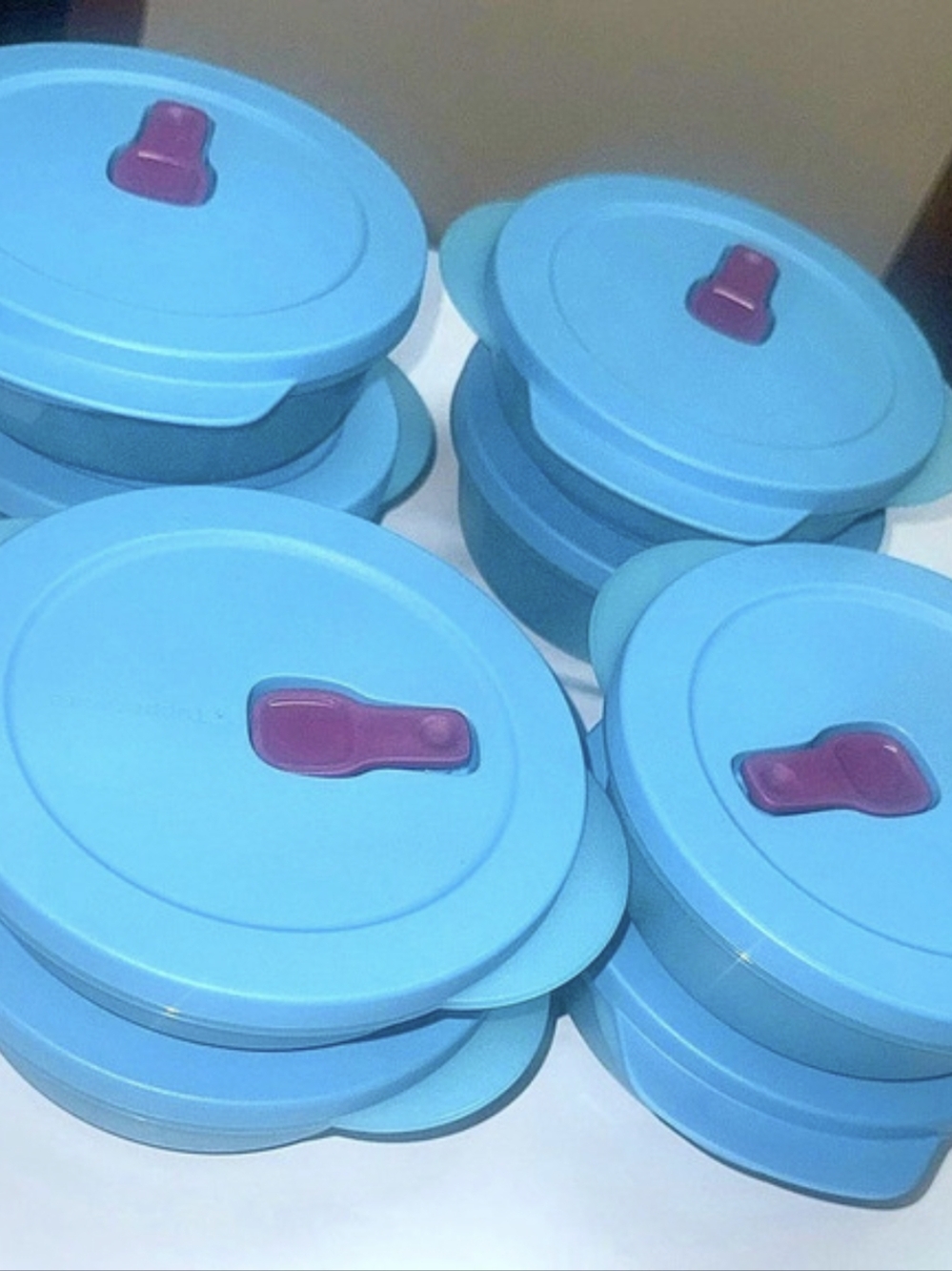 Tupperware Vent 'N Serve Round Container Set Blue 8pieces